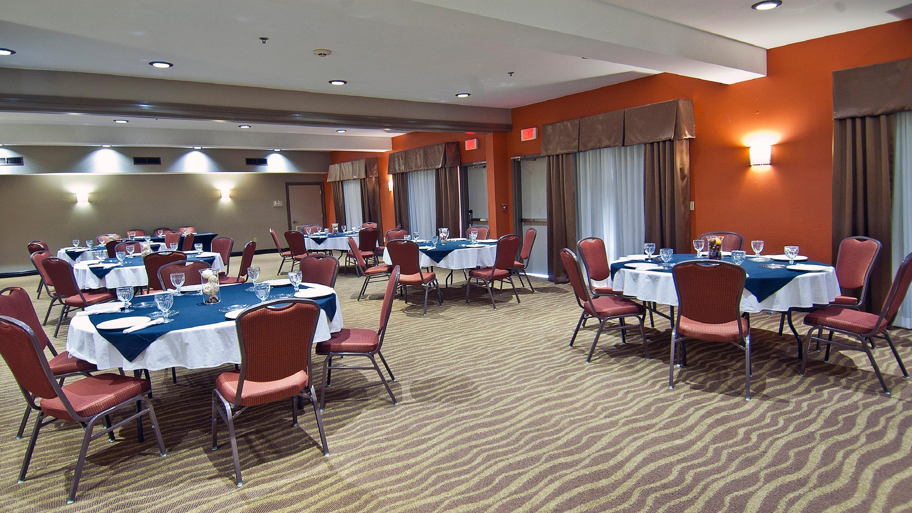 Holiday Inn Express & Suites Opelousas By Ihg Exterior photo